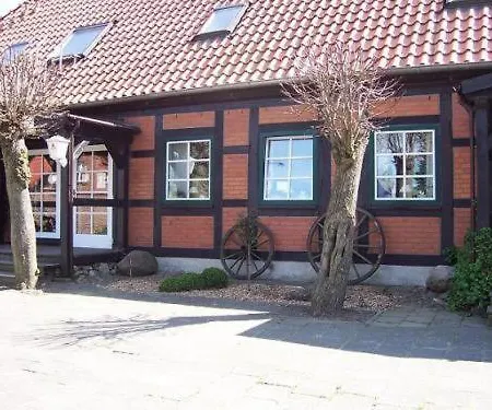 Und Landgasthof Zum Hahn