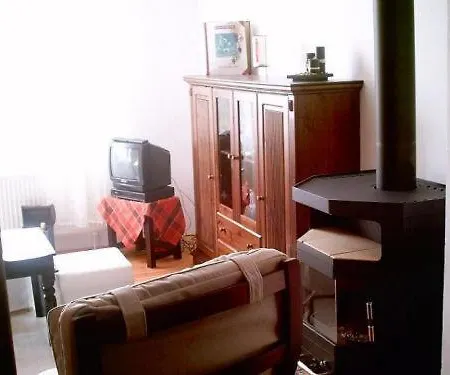 Maison d'hôtes Und Landgasthof Zum Hahn 2*